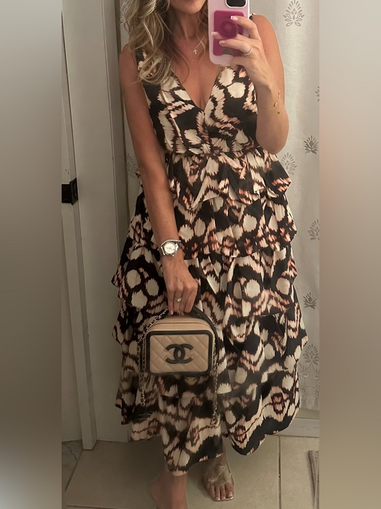 Ulla Johnson Dresses & Skirts - Ulla Johnson Black & Cream Patterned Tiered V-Neck Dress